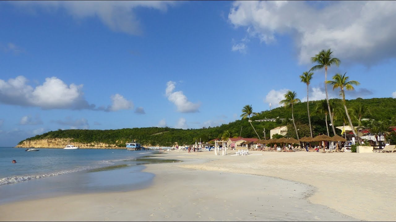Dickenson Bay – Antigua
