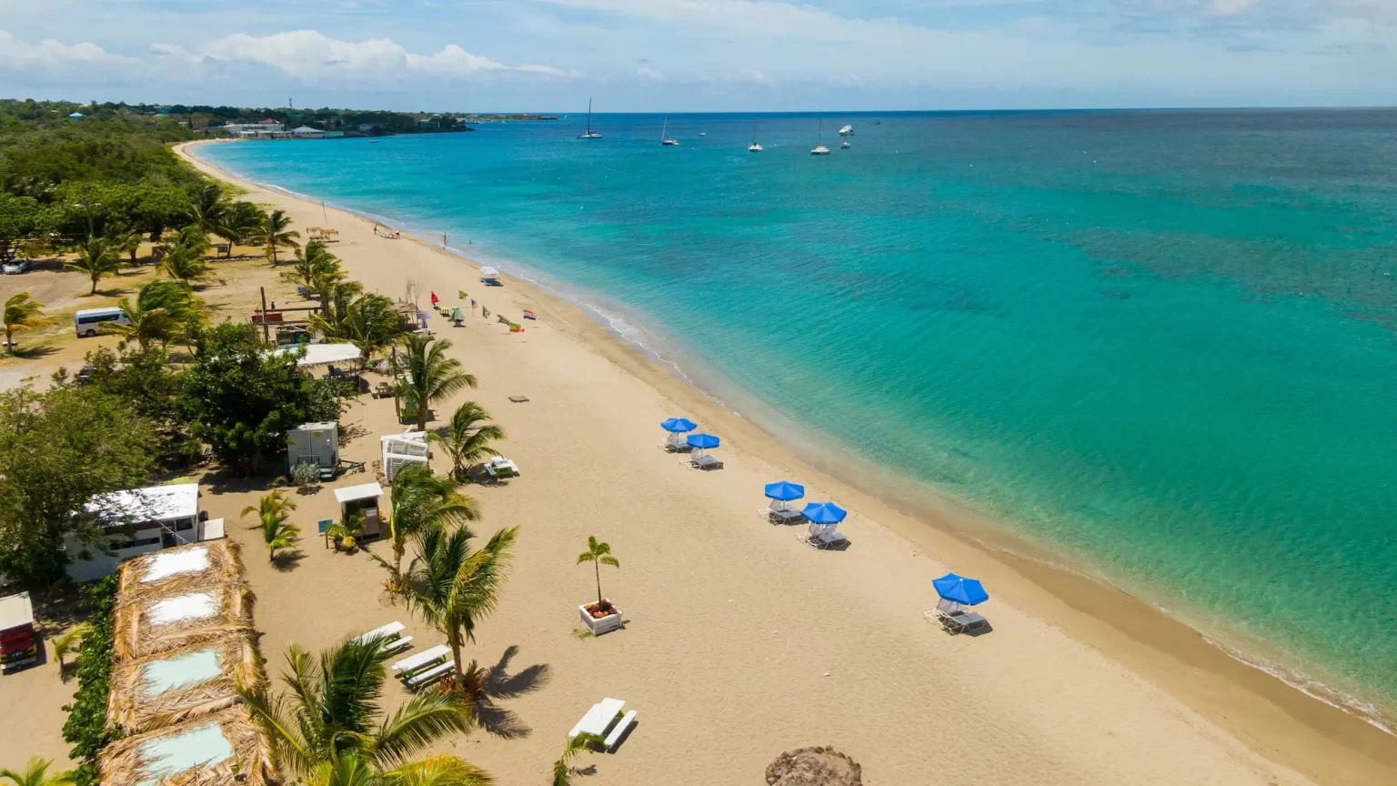 Pinneys Beach – Nevis