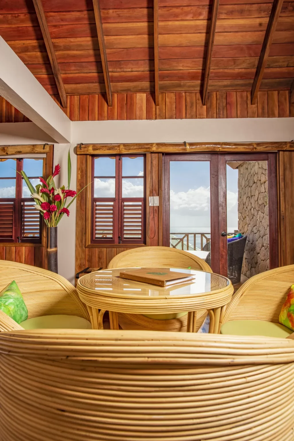 Jungle Bay Villa Suite Table